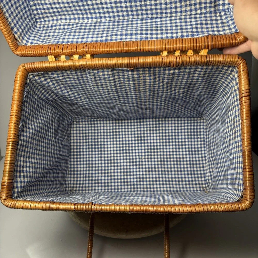 Pierre Cardin Polished Wicker Picnic Basket Vintage 1994  7.5 in x‎ 13 in